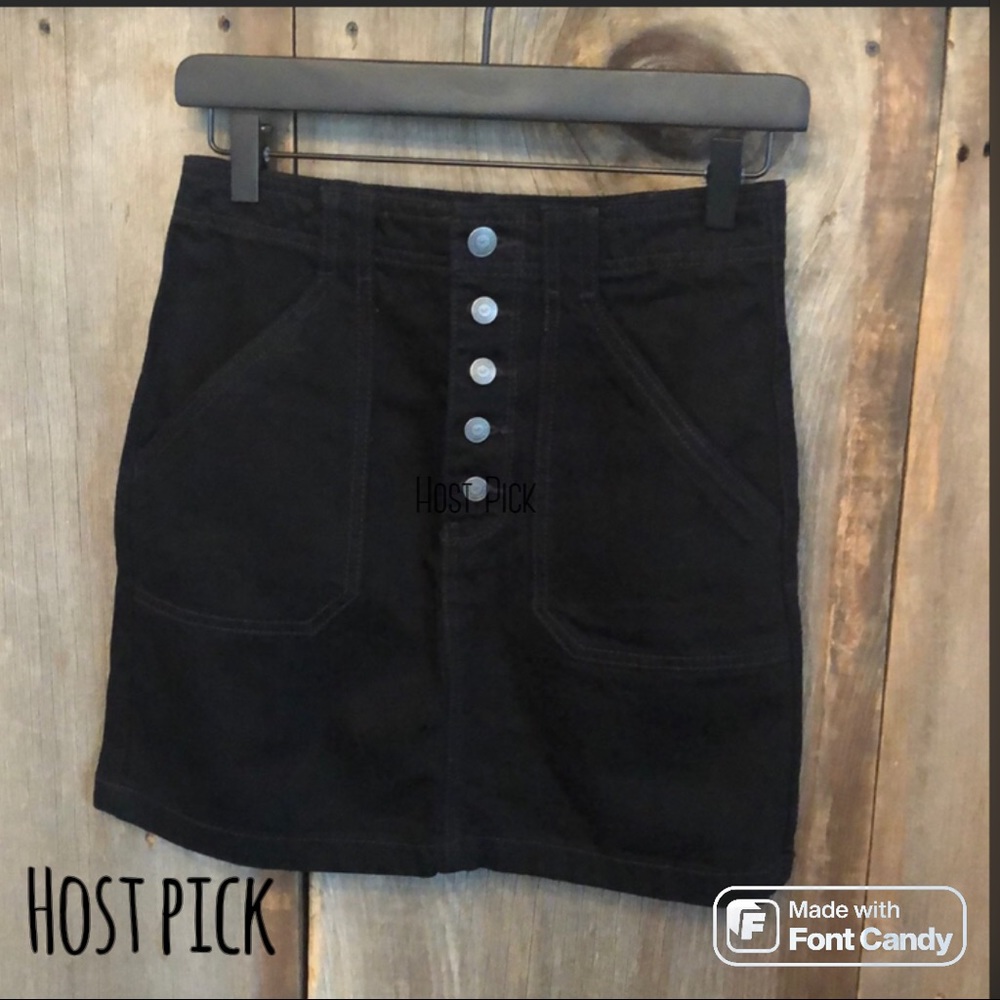 Hollister Ultra High Rise Black Button Fly Skirt Size 3